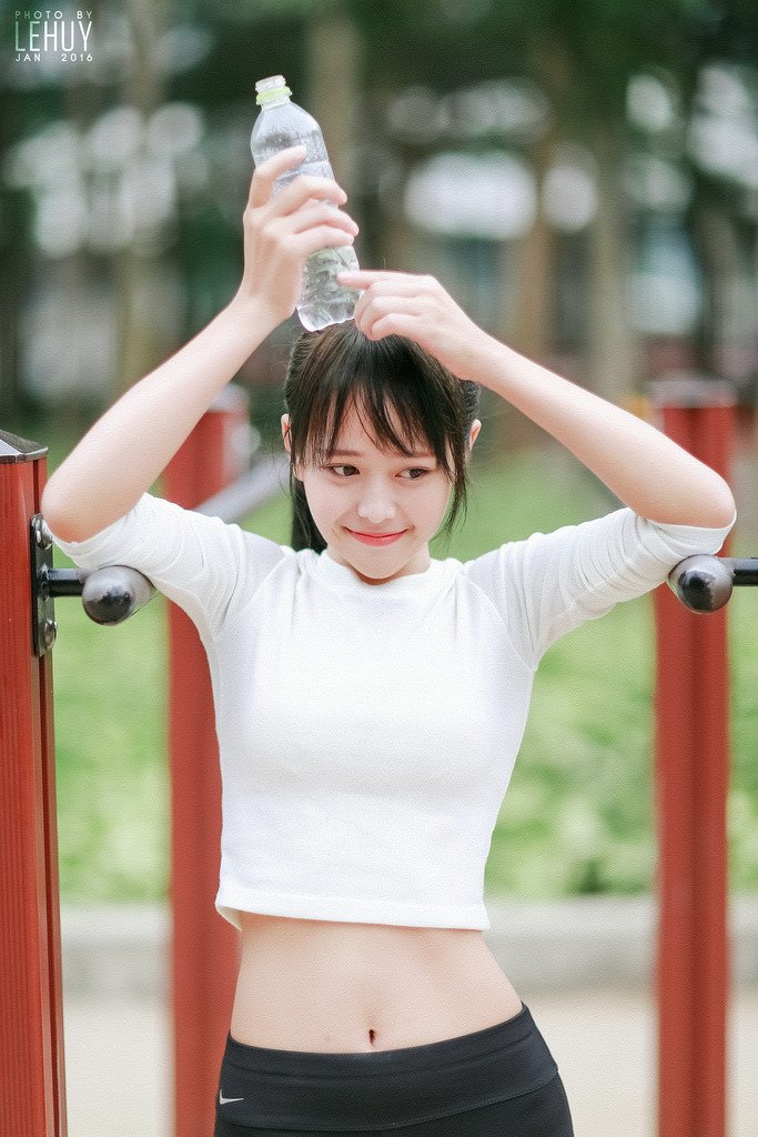 向日葵在夜晚绽放动漫在线观看